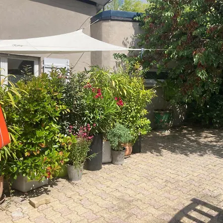 Maisonnette 300m Homestay Arcachon