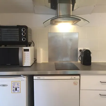Maisonnette 300m בית אירוח